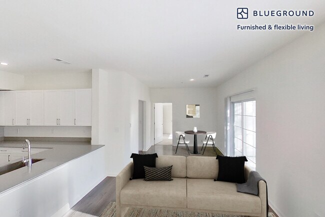 1 Avalon Way unit FL2-ID2759A, Plymouth, MA 02360 - photo 2