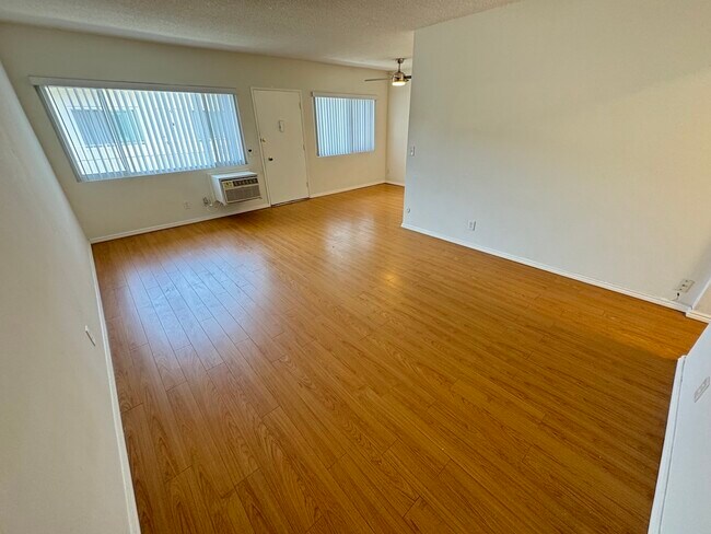 447 W Elk Ave unit 11, Glendale, CA 91204 - photo 3