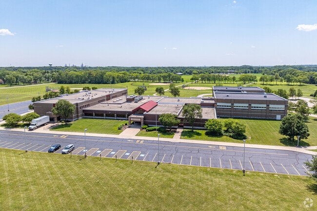 Channahon Junior High School is a part of School District No. 17.