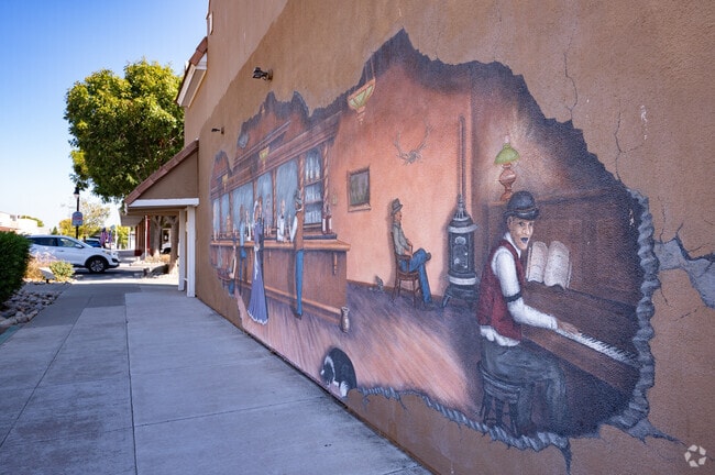 Beautiful murals can be found in downtown Rio Vista.