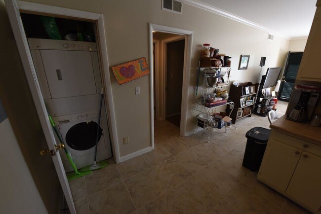 55 Hanover Cir S unit 209, Birmingham, AL 35205 - photo 6