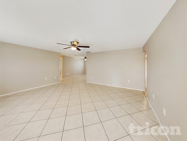 6101 37th Ave W, Bradenton, FL 34209 - photo 3