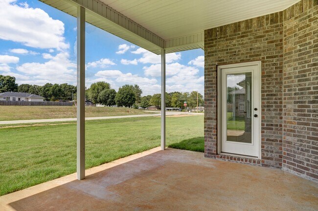 5207 S April Ct, Battlefield, MO 65619 - photo 5