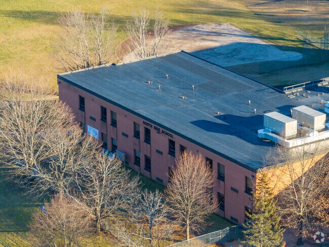 South Side School, is ranked 5th
in Bristol School District Elementary Schools.