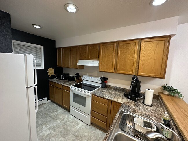 2830 Happy Ln unit 14, Anchorage, AK 99507 - photo 6