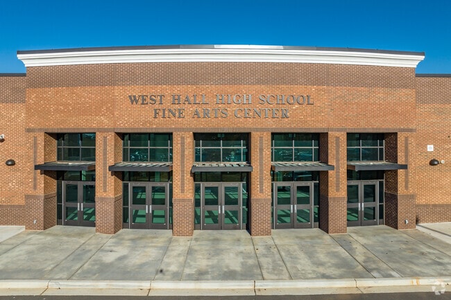 West Hall High School serves students from 9th to 12th grade.