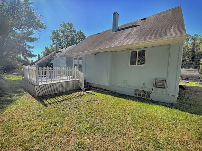 741 Jefferson Rd, Pittsburgh, PA 15235 - photo 2