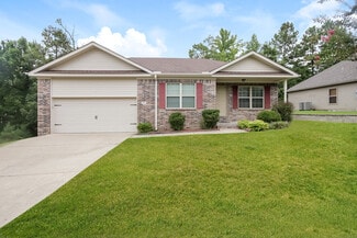 910 James Madison Dr, Benton, AR 72019