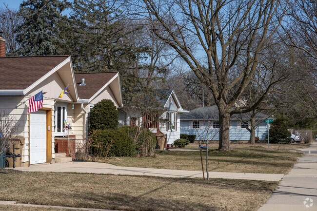 Many of the homes in Westmorland are modest, starting in the low 300s.