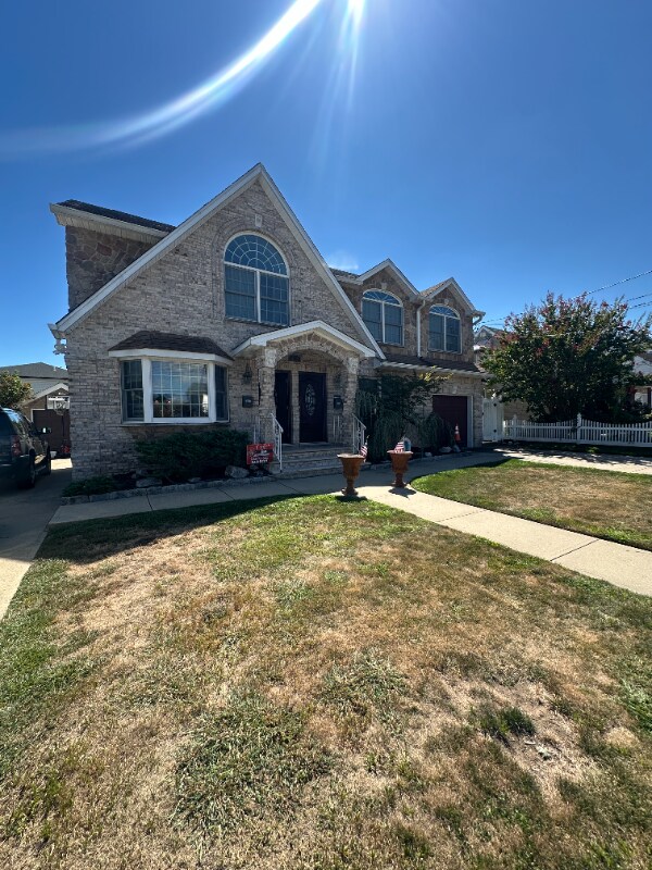 178 Lee St Unit 1, Elmwood Park, NJ 07407