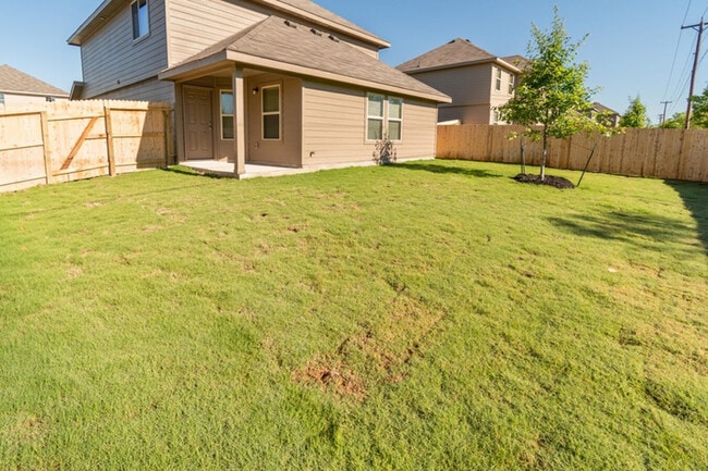 5006 War Horse Dr, San Antonio, TX 78242 - photo 3