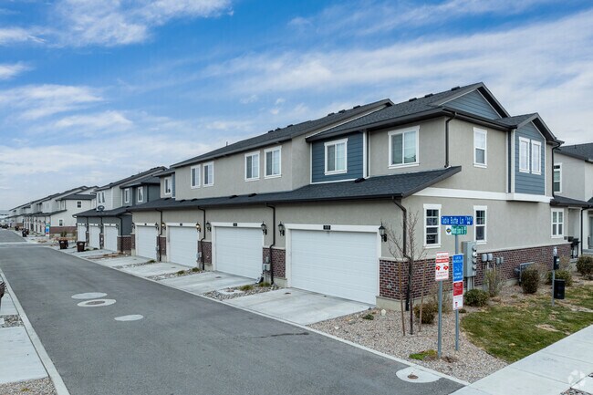 Gabler's Grove Towns, Magna, UT 84044 - photo 6