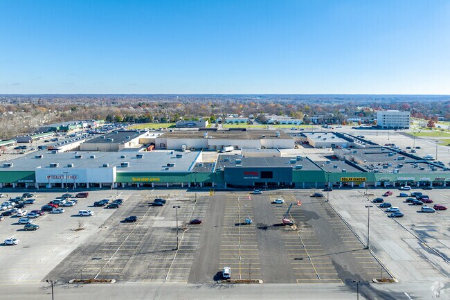 Almadina Academy is located in Northern Woods, Columbus, Ohio.