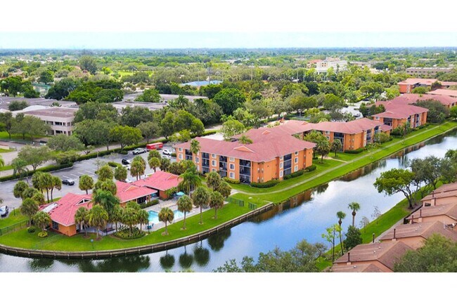 Midora at Woodmont, Tamarac, FL 33321 - photo 6