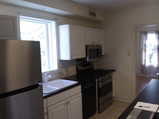 1347 Clipper Heights Ave, Baltimore, MD 21211 - photo 4