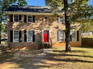 5066 Stoney Point Ln, Stone Mountain, GA 30088