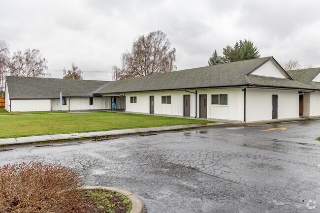 Sonshine Christian Elementary has classrooms across from the chapel in Vancouver, WA.