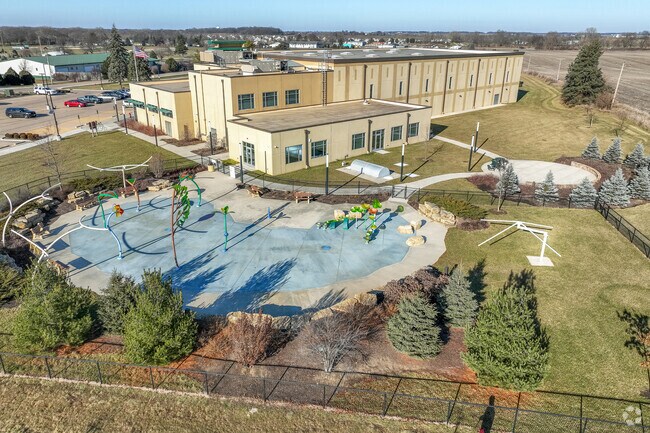 Sycamore Community Park District has a clean and updated splash pad for residents.