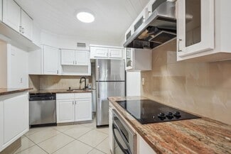 2878 Donnelly Dr, Atlantis, FL 33462