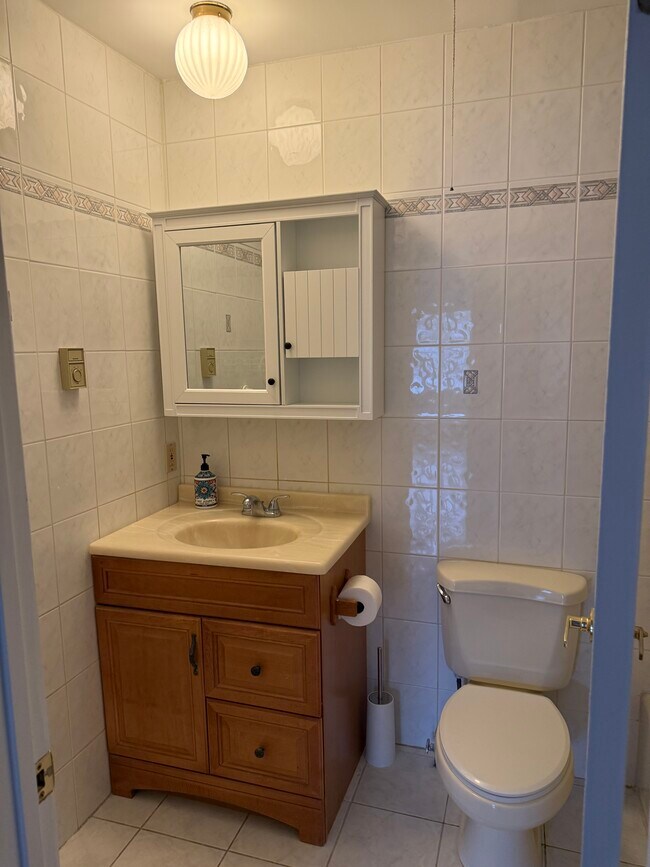 80 Mountain Ct, Bedminster, NJ 07921 - photo 7