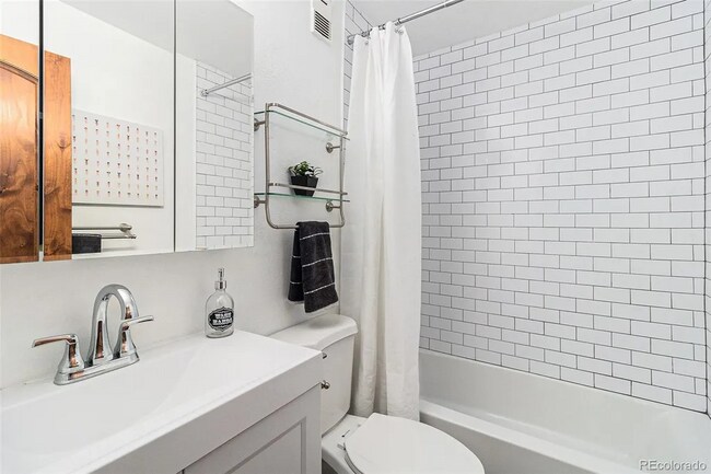 813 E 14th Ave unit 4, Denver, CO 80218 - photo 7