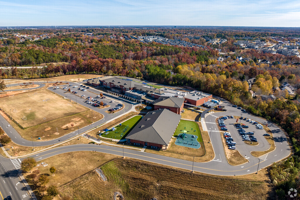 The Tega Cay Elementary School Campus in Tega Cay.