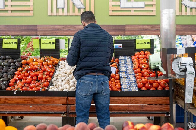 Picking fresh produce at the Fairplay Foods near the Palos Hills area.