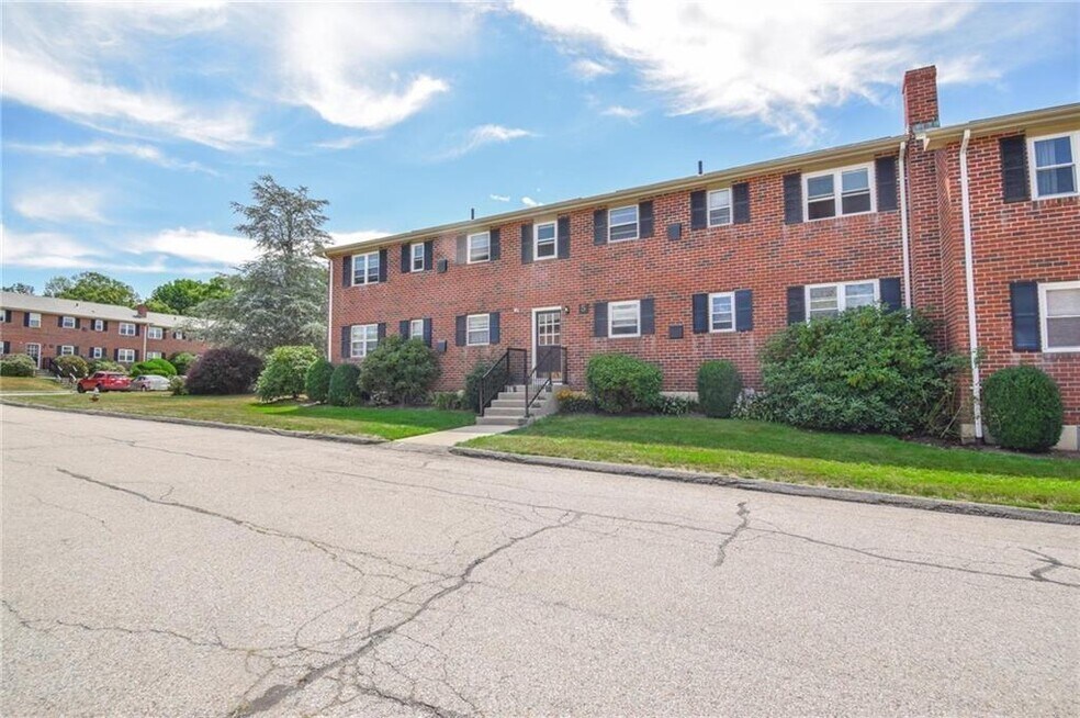 70 Carroll Ave unit 507, Newport, RI 02840 - photo 1