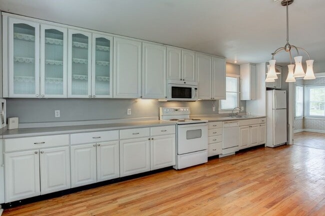 1306 Henning Ave, Evansville, IN 47714 - photo 2