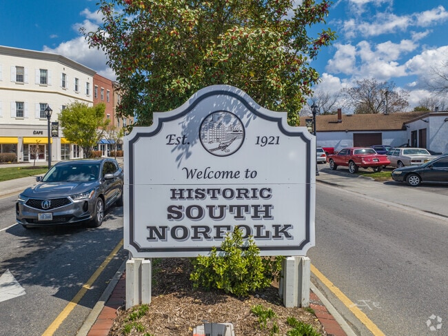 Sign marking the entrance to Historic South Norfolk.