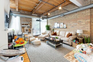 612 N Oakley Blvd Unit 206, Chicago, IL 60612