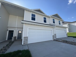 623 Venice Ave, West Des Moines, IA 50266