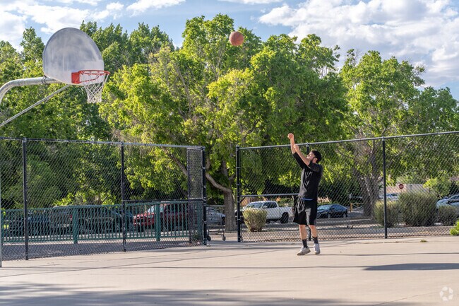 Challenge your friends to a game of basketball at Arroyo del Oso Park.