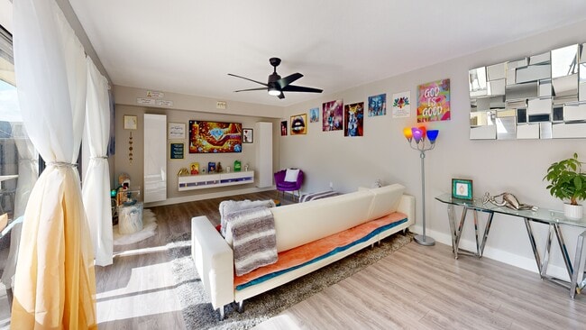 1614 16th Way, West Palm Beach, FL 33407 - photo 2