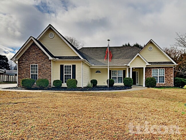 170 Orchard View, Fayetteville, GA 30215 - photo 2
