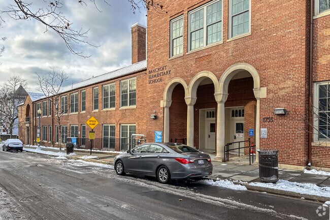 Bancroft Elementary in Mount Pleasant features English-Spanish immersion classes.