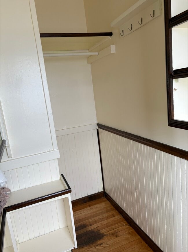 14 Messervy St unit Messervy Street 2nd, Salem, MA 01970 - photo 6