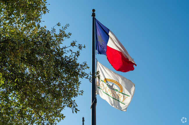 Granbury is a peaceful lakeside city in the heart of Texas.