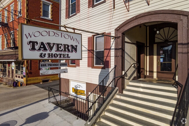 Go out on a late night with friends to the Woodstown Tavern.