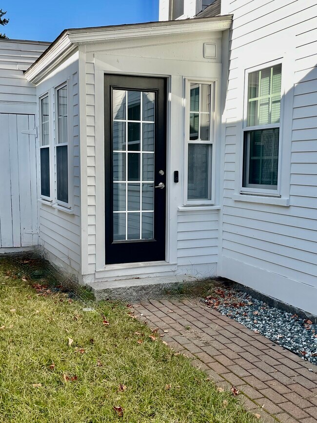 The private side entrance to Unit 2.
