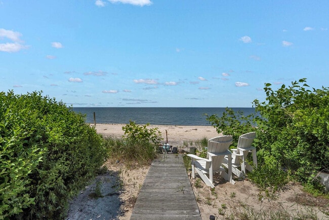 4 Oak St unit ID1261528P, Wading River, NY 11792 - photo 7