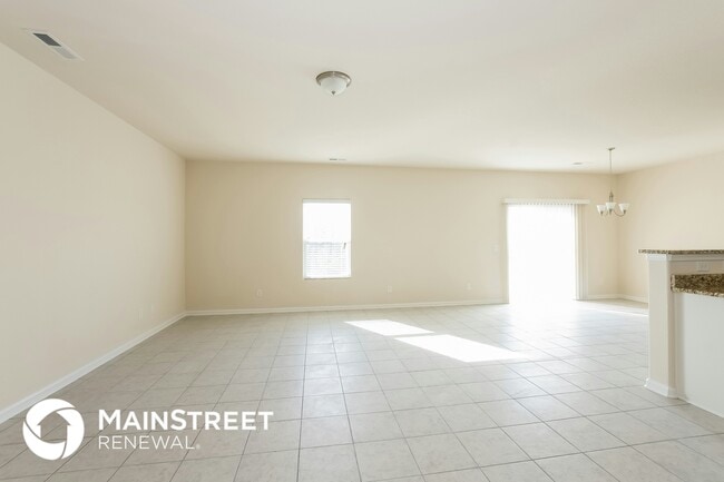 2917 Patishall Ln, Charlotte, NC 28214 - photo 2