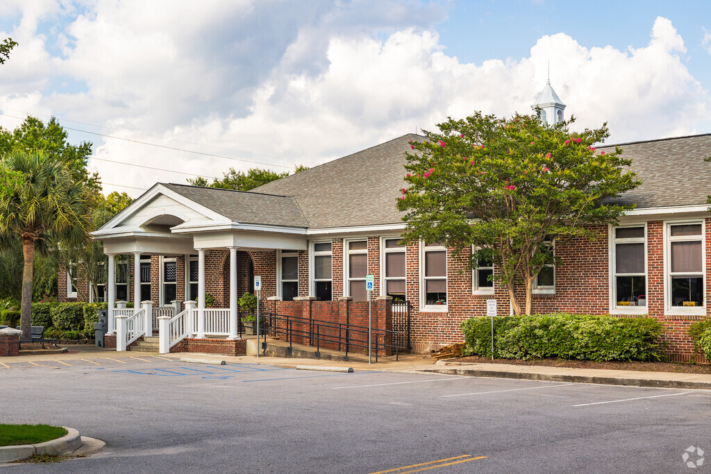 Rosewood Elementary School is a public school in Columbia.