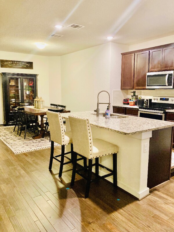 741 Carol Dr, Hutto, TX 78634 - photo 5