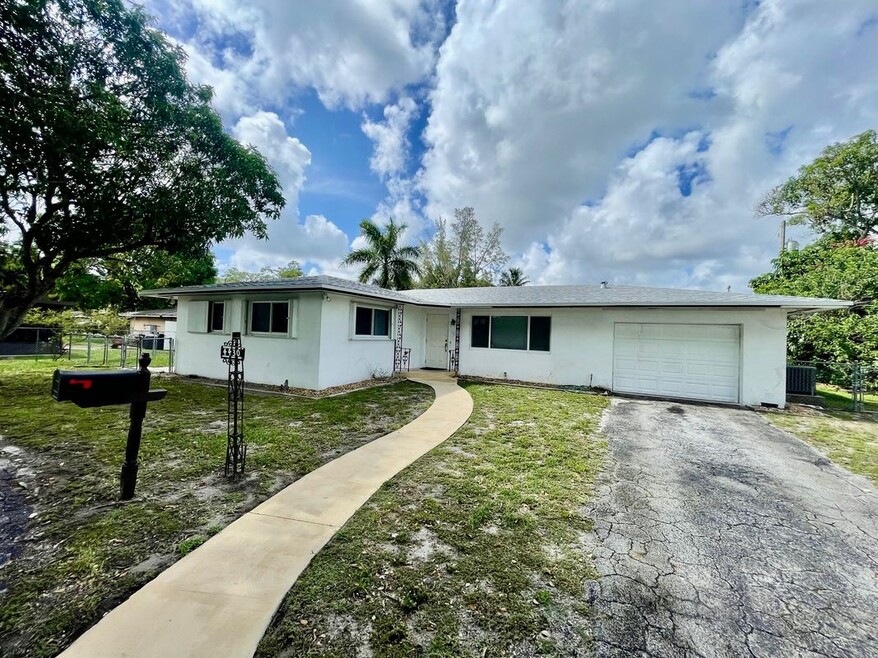 4430 W Broward Blvd, Plantation, FL 33317 - photo 1