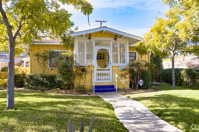 Midcentury cottages in La Mesa feature stylish designs and a welcoming nostalgia.