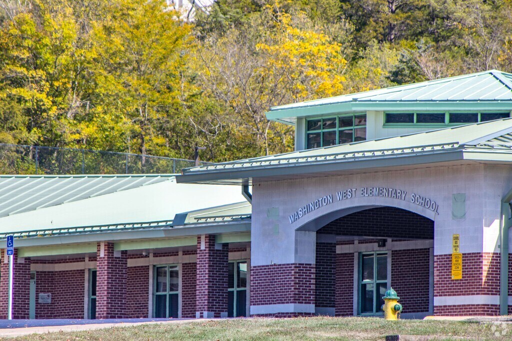 Washington West Elementary School serves students in the Franklin County community.
