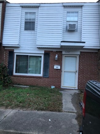 3247 Saxon Place, Virginia Beach, VA 23453