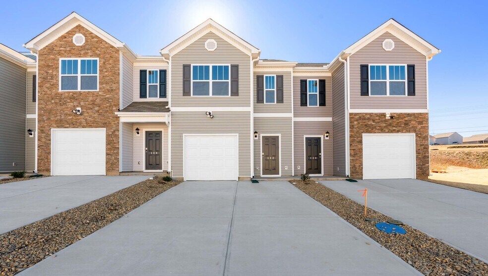 3 Pleasant Woods Trail, Greenville, SC 29605 - photo 1