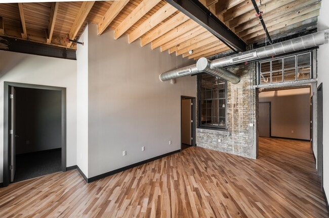 CWC  Community Within the Corridor, Milwaukee, WI 53210 - photo 7